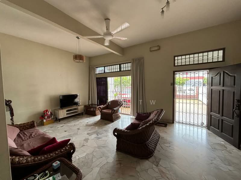 2-storey Terraced House for Sale in Taman Bukit Maluri (Kepong) - Kiing TW - Living Room - PropertyGuru.com.my