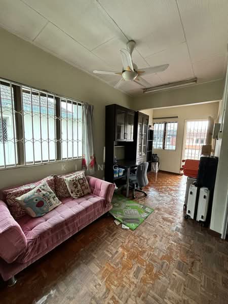 2-storey Terraced House for Sale in Taman Bukit Maluri (Kepong) - Kiing TW - Living Room - PropertyGuru.com.my