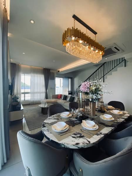Terraced House for Sale in Rawang (Selangor) - Laliltha A/P Munian - Living Room - PropertyGuru.com.my