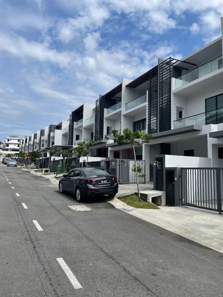 Rumah Teres 3 Tingkat untuk Dijual di Batu 9 (Cheras) - Jack Hor - Exterior - PropertyGuru.com.my