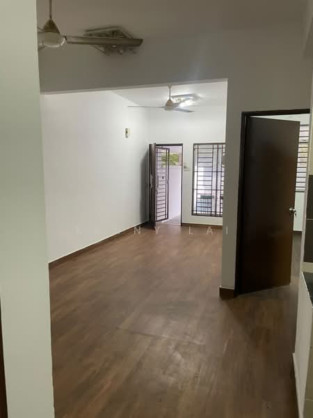 Rumah Bandar untuk Dijual di Bandar Damai Perdana (Cheras) - Kenny Lai - Living Room - PropertyGuru.com.my