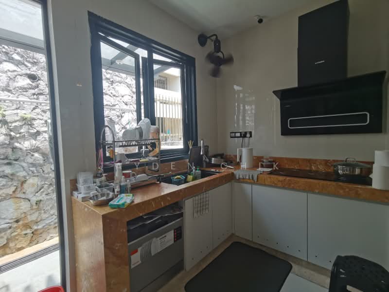 2-storey Terraced House for Sale in Taman Desa (Kuala Lumpur) - Jayden Chik - Kitchen - PropertyGuru.com.my