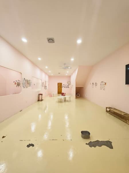 Shop for Rent in Taman Molek (Johor Bahru) - YC Khoo - PropertyGuru.com.my