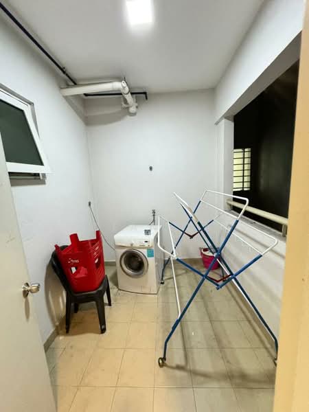 Service Residence for Rent at V Residence 3 @ Sunway Velocity - Ocean Tan - Balcony - PropertyGuru.com.my