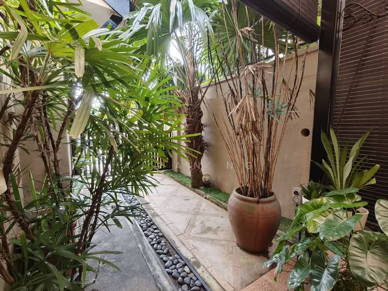Rumah Berkembar untuk Dijual di Taman Yarl (Jalan Klang Lama (Old Klang Road)) - Aivan Ng - Garden - PropertyGuru.com.my