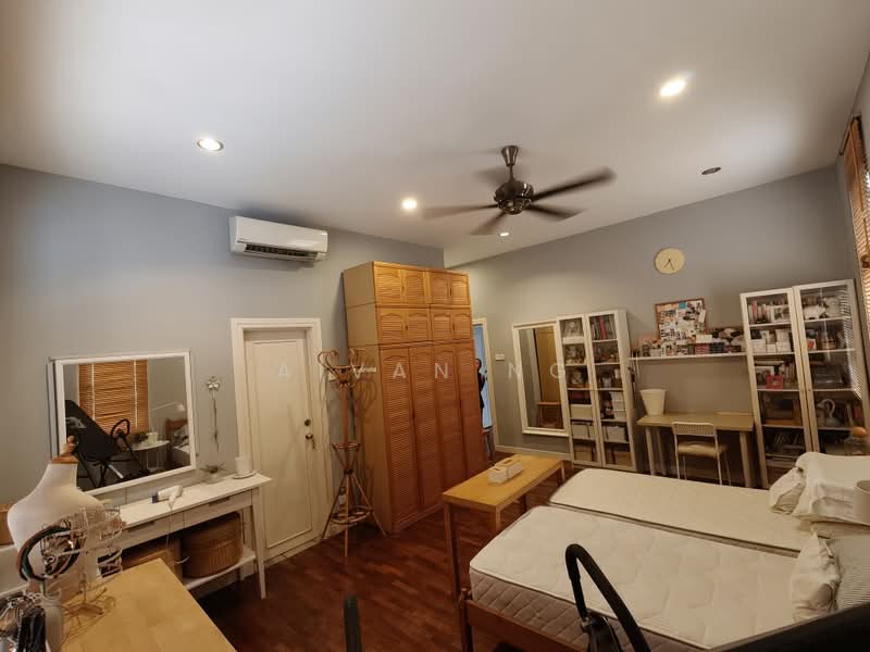 Rumah Berkembar untuk Dijual di Taman Yarl (Jalan Klang Lama (Old Klang Road)) - Aivan Ng - Bedroom - PropertyGuru.com.my