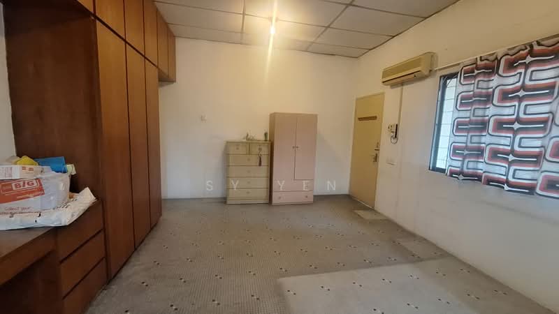 Bungalow for Sale in Seputeh (Kuala Lumpur) - SY Yen - Bedroom - PropertyGuru.com.my