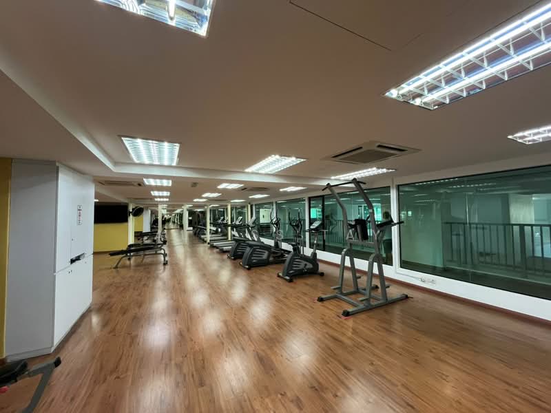 Servis Apartment untuk Disewa di Sky Peak Residences - Alviss Tay - Gym - PropertyGuru.com.my