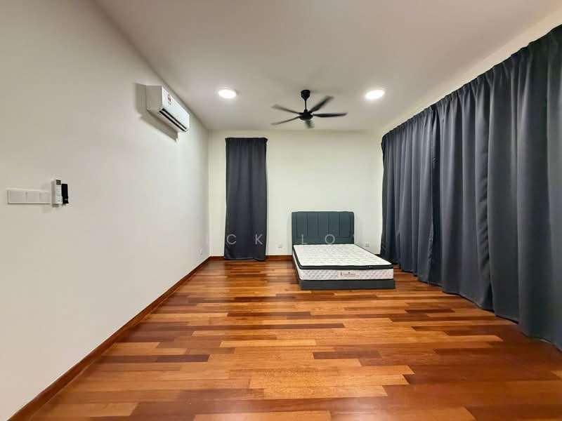 Rumah Berkembar untuk Disewa di Taman Sutera Utama (Skudai) - Nick Low - Bedroom - PropertyGuru.com.my