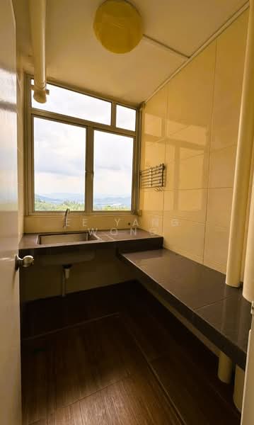 Condominium for Sale at Venice Hill - Ee Yang Wong - Kitchen - PropertyGuru.com.my