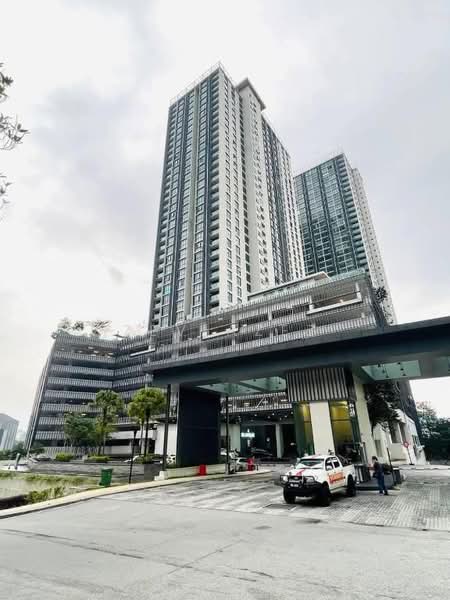 Service Residence for Rent at Liberty @ Arc - Zev Azez - PropertyGuru.com.my