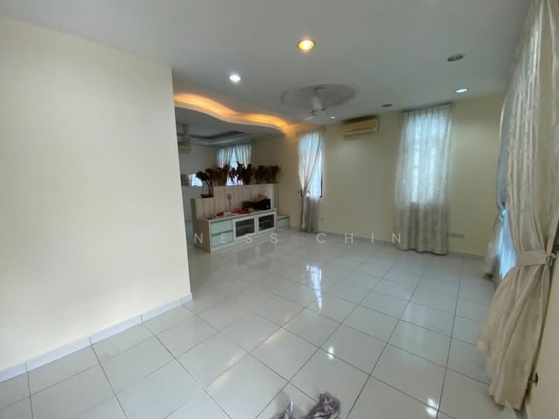 Rumah Teres untuk Dijual di Taman Jelok Impian (Kajang) - Vaness Chin - Living Room - PropertyGuru.com.my