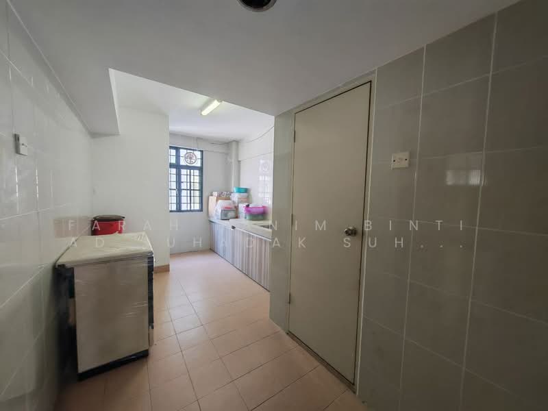 Condominium for Sale at Idaman Putera - FARAH HANIM BINTI AD SUHADAK SUHADAK - Kitchen - PropertyGuru.com.my
