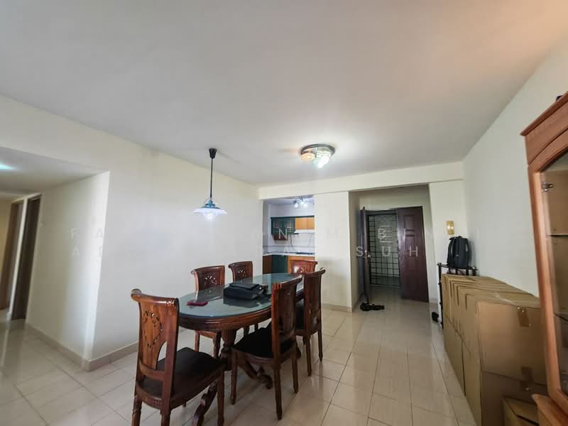 Condominium for Sale at Idaman Putera - FARAH HANIM BINTI AD SUHADAK SUHADAK - Dining Room - PropertyGuru.com.my