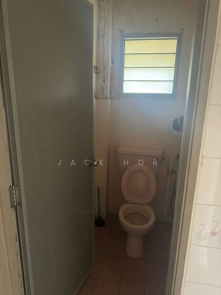 1-storey Terraced House for Sale in Taman Mayang (Petaling Jaya) - Jack Hor - Bathroom - PropertyGuru.com.my