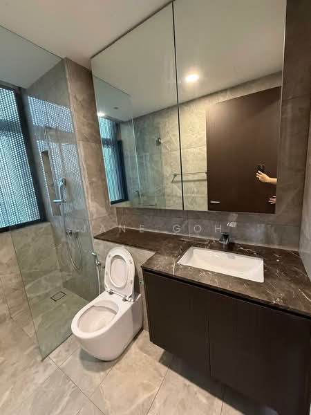 Servis Apartment untuk Disewa di Park Regent @Desa Park City - Jane Goh - Bathroom - PropertyGuru.com.my