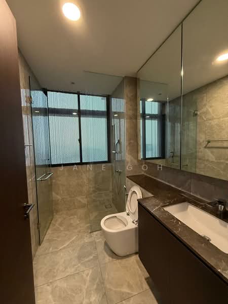 Servis Apartment untuk Disewa di Park Regent @Desa Park City - Jane Goh - Bathroom - PropertyGuru.com.my