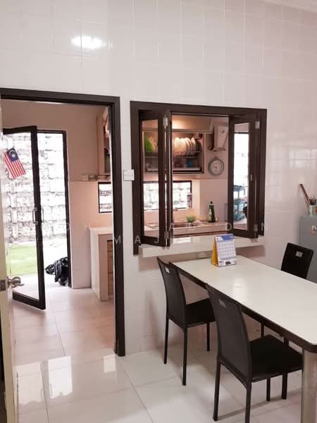 Semi-Detached House for Sale in Sultan Abdul Aziz Shah Golf & Country Club (Shah Alam) - Mohammad Din Majid - PropertyGuru.com.my