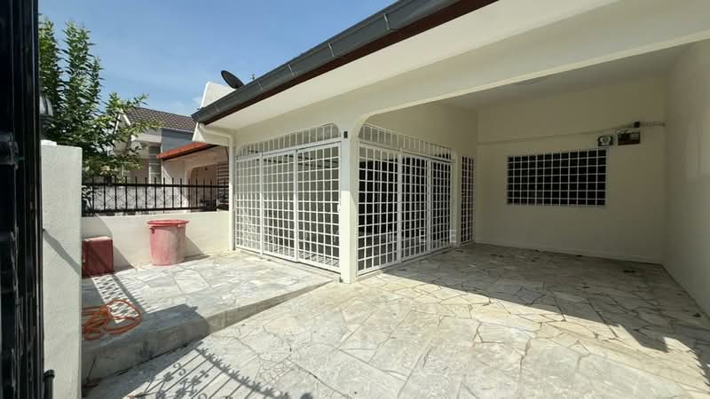 1-storey Terraced House for Rent in Taman Cuepacs (Cheras) - Eddy Lee - Exterior - PropertyGuru.com.my