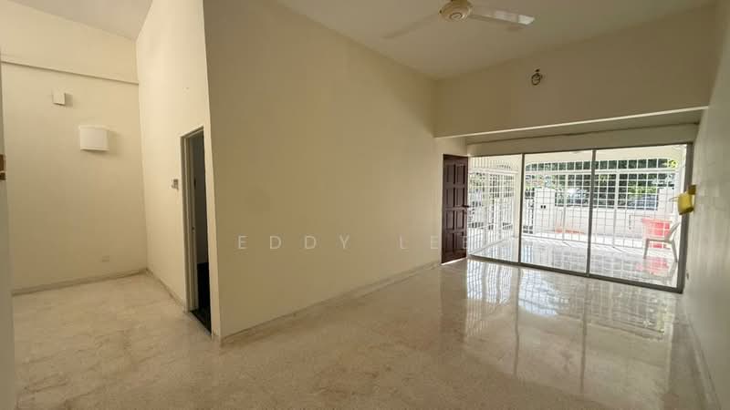 1-storey Terraced House for Rent in Taman Cuepacs (Cheras) - Eddy Lee - Living Room - PropertyGuru.com.my