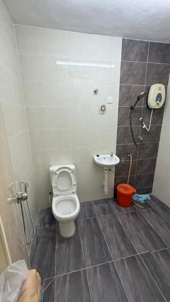 1-storey Terraced House for Rent in Taman Cuepacs (Cheras) - Eddy Lee - Bathroom - PropertyGuru.com.my