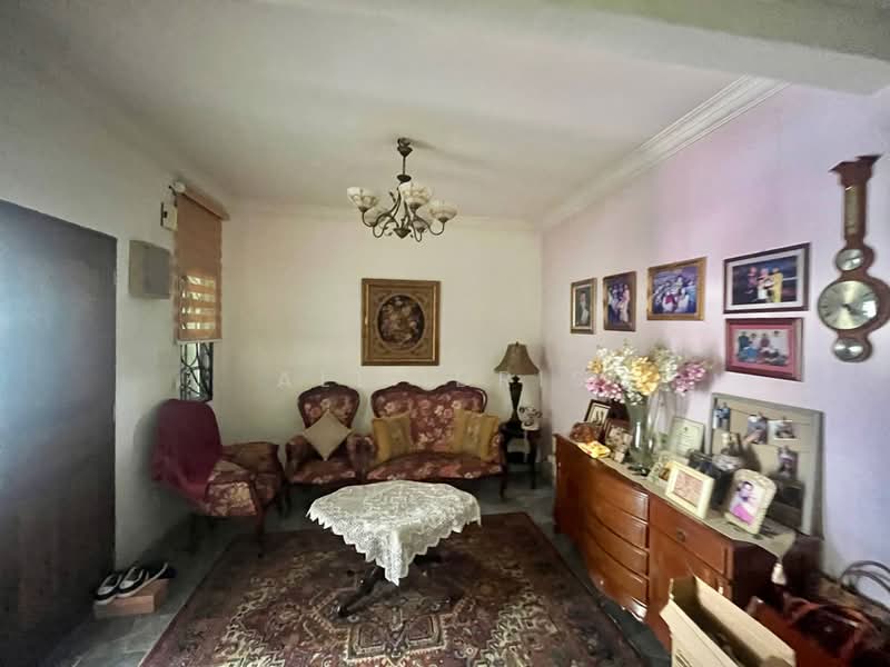 2-storey Terraced House for Sale in Usj 2 (Subang Jaya) - Ali Idris - Living Room - PropertyGuru.com.my