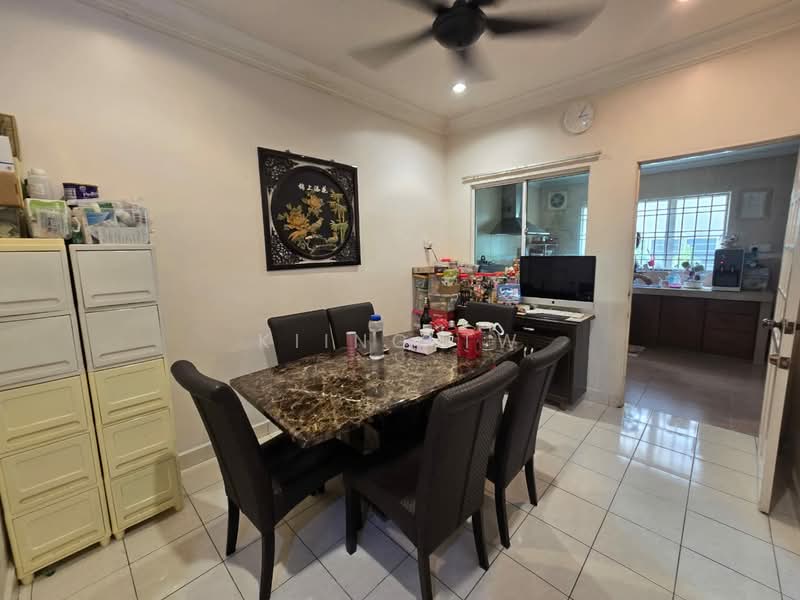 Rumah Teres 2.5 Tingkat untuk Dijual di Taman Megah Kepong (Kepong) - Kiing TW - Dining Room - PropertyGuru.com.my