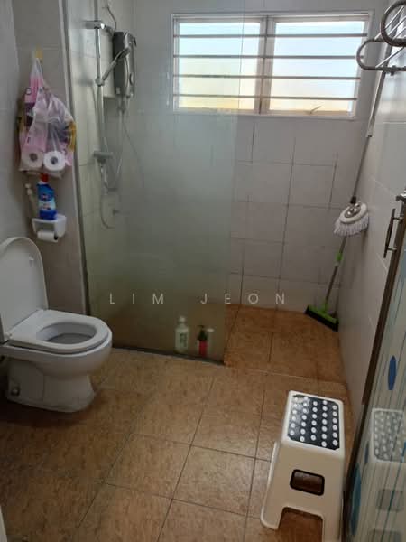 Rumah Berkembar untuk Dijual di Taman Aman Perdana (Kapar) - Lim Jeon - PropertyGuru.com.my