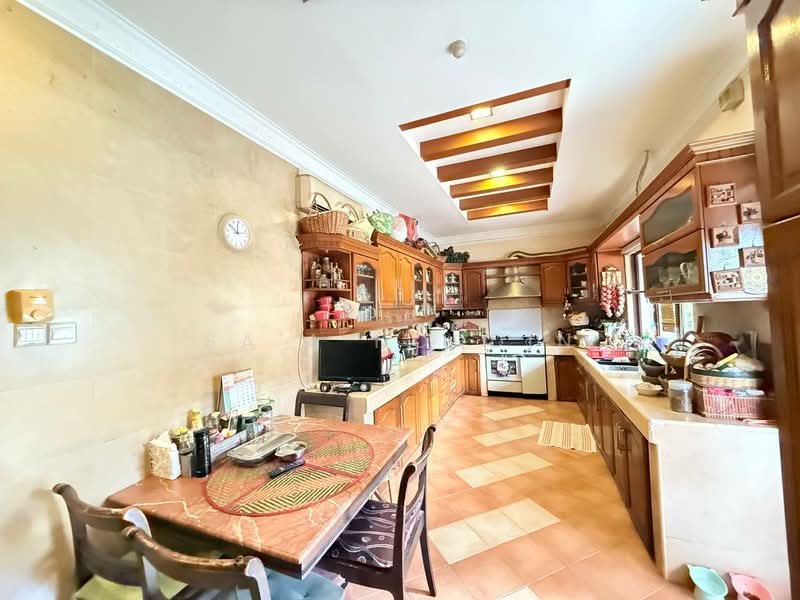 Rumah Banglo untuk Dijual di Seksyen 11 (Petaling Jaya) - Sa'a Nordin - Kitchen - PropertyGuru.com.my