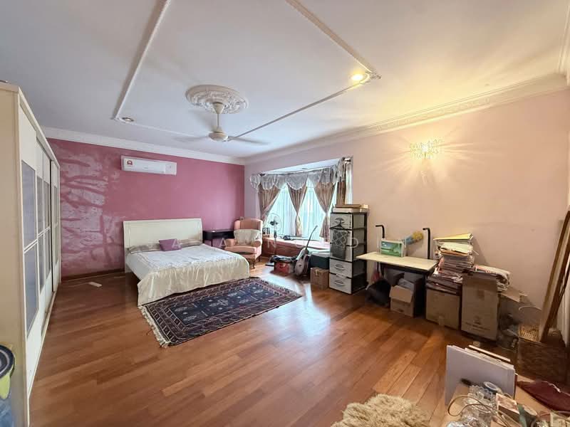 Rumah Banglo untuk Dijual di Seksyen 11 (Petaling Jaya) - Sa'a Nordin - Bedroom - PropertyGuru.com.my