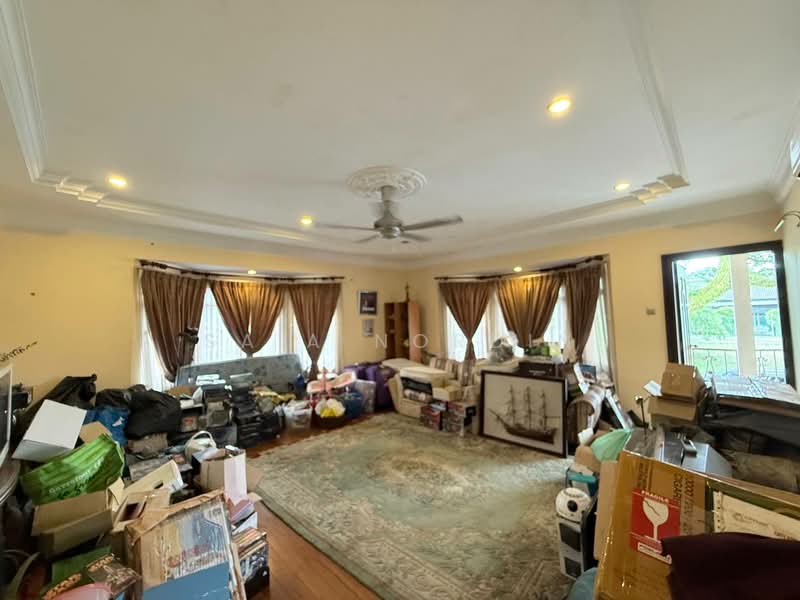 Rumah Banglo untuk Dijual di Seksyen 11 (Petaling Jaya) - Sa'a Nordin - Living Room - PropertyGuru.com.my