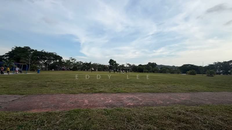 Rumah Teres 1 Tingkat untuk Disewa di Seksyen 2, Bandar Kinrara (Puchong) - Eddy Lee - Garden - PropertyGuru.com.my