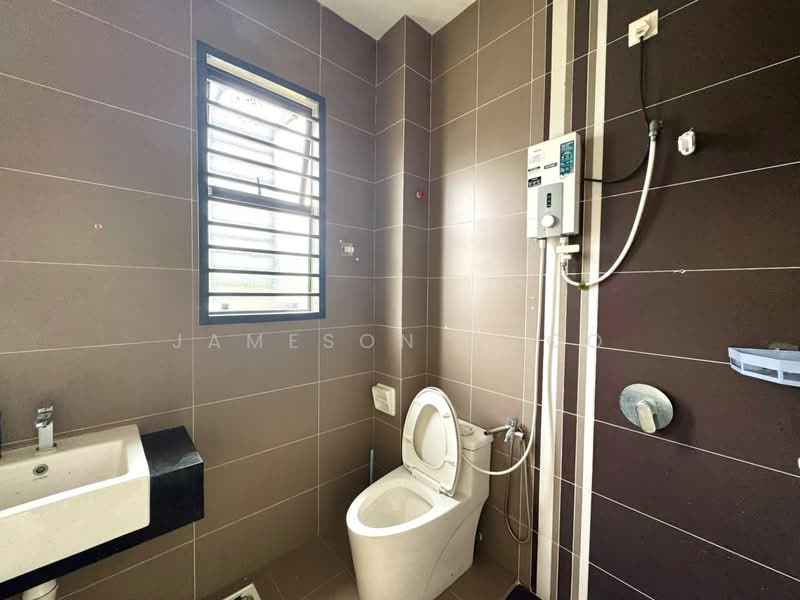 Rumah Teres 2 Tingkat untuk Dijual di Iskandar Puteri (Nusajaya) (Johor) - Jameson Choo - Bathroom - PropertyGuru.com.my