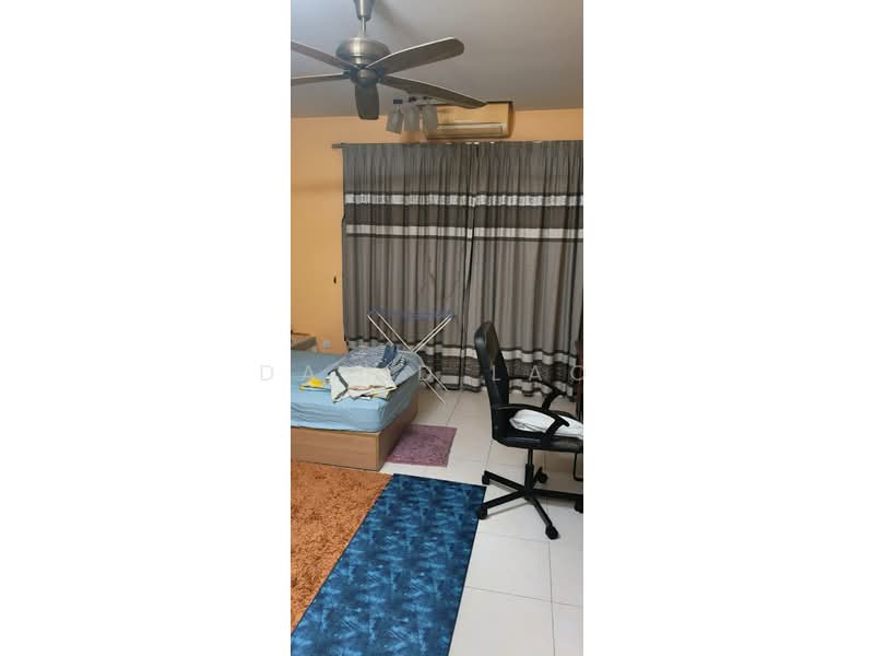 Kondominium untuk Dijual di Platinum Lake PV 13 - David Lao - Bedroom - PropertyGuru.com.my