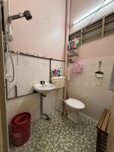 Rumah Teres 2 Tingkat untuk Dijual di Ipoh (Perak) - Kelvin Chong - Bathroom - PropertyGuru.com.my
