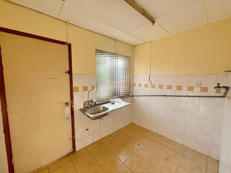 Semi-Detached House for Sale in Fortune Park Kepong (Kepong) - Kiing TW - Kitchen - PropertyGuru.com.my