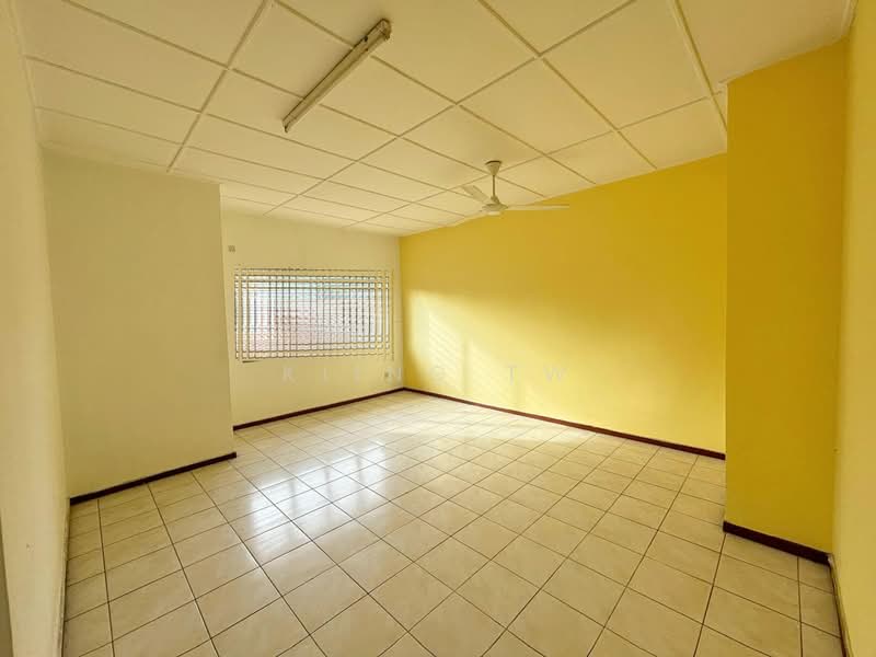 Semi-Detached House for Sale in Fortune Park Kepong (Kepong) - Kiing TW - Living Room - PropertyGuru.com.my