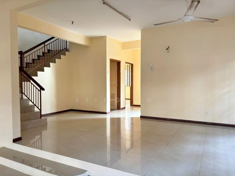 Semi-Detached House for Sale in Fortune Park Kepong (Kepong) - Kiing TW - Living Room - PropertyGuru.com.my