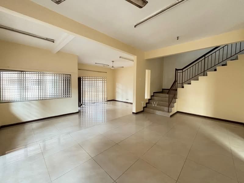 Semi-Detached House for Sale in Fortune Park Kepong (Kepong) - Kiing TW - Interior - PropertyGuru.com.my