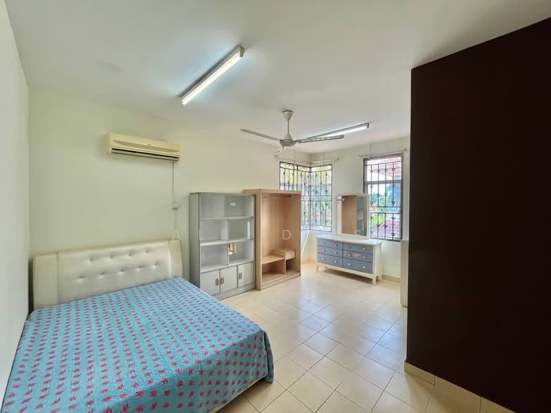 Rumah Berkembar untuk Dijual di Taman Kajang Impian (Kajang) - Ali Idris - Bedroom - PropertyGuru.com.my