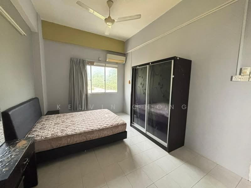 Apartment for Rent at Le Courts Desa Tambun - Kelvin Chong - Bedroom - PropertyGuru.com.my