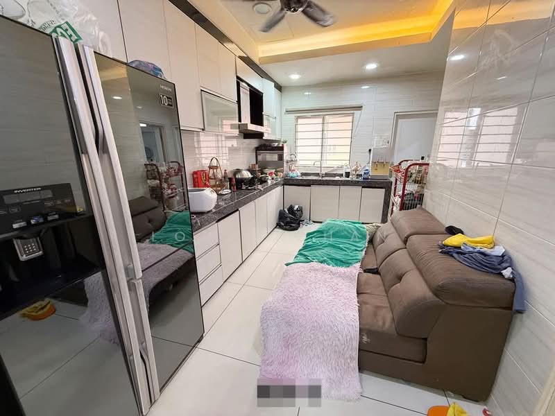 2-storey Terraced House for Sale in Port Klang (Pelabuhan Klang) (Selangor) - Louis Chan - Kitchen - PropertyGuru.com.my