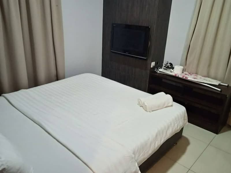 Kondominium untuk Disewa di Kinta Riverfront Hotel & Suites - Kelvin Chong - Bedroom - PropertyGuru.com.my