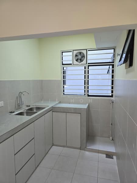 Pangsapuri untuk Disewa di Residensi Max - Jie Hoh - Kitchen - PropertyGuru.com.my