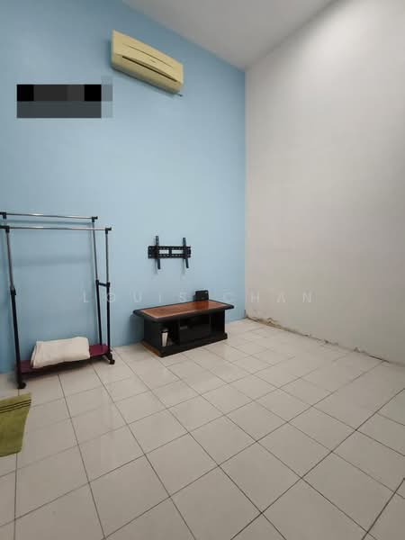 2-storey Terraced House for Sale in Port Klang (Pelabuhan Klang) (Selangor) - Louis Chan - Interior - PropertyGuru.com.my