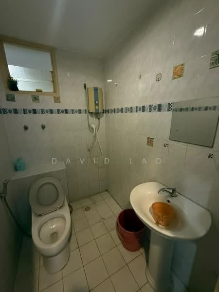 Kondominium untuk Disewa di Green Acre - David Lao - Bathroom - PropertyGuru.com.my