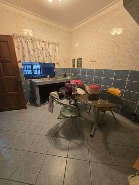 Rumah Teres 2 Tingkat untuk Disewa di Taman Bukit Teratai (Ampang) - Amanda Wee - Kitchen - PropertyGuru.com.my