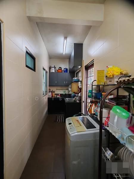 Rumah Teres 2 Tingkat untuk Dijual di Taman Pendamar Indah 2 (Klang) - Louis Chan - Kitchen - PropertyGuru.com.my