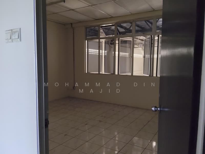 Kilang untuk Dijual di Seksyen 34 (Shah Alam) - Mohammad Din Majid - PropertyGuru.com.my