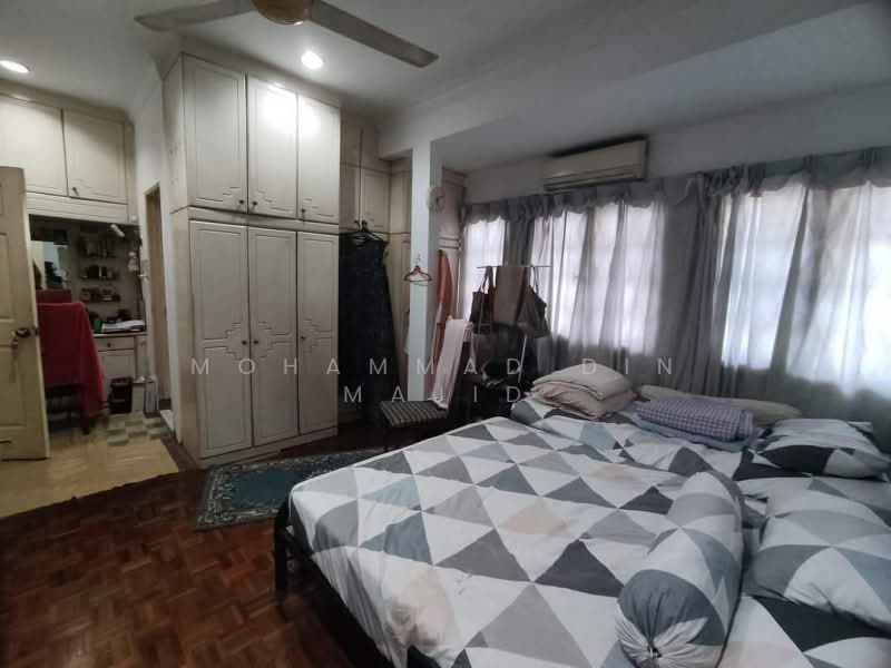 Rumah Teres 2 Tingkat untuk Dijual di Seksyen 25 (Shah Alam) - Mohammad Din Majid - PropertyGuru.com.my